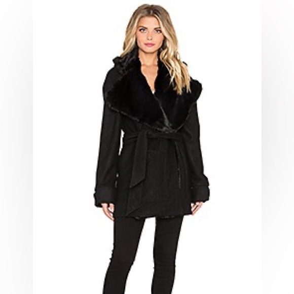 For Love and Lemons Ella Jacket with fur trim - Picture 1 of 6